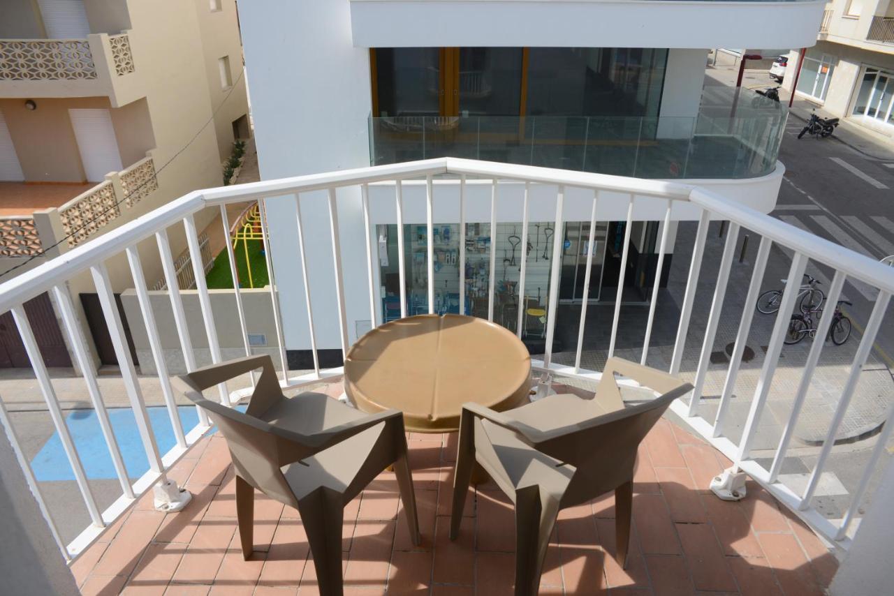 Rallye Hotel L' Escala Bagian luar foto