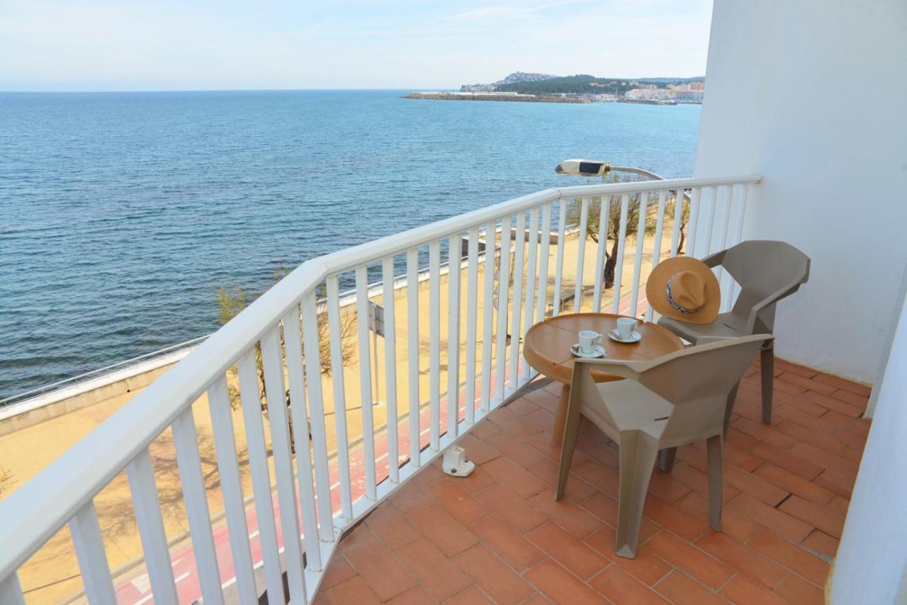 Rallye Hotel L' Escala Bagian luar foto